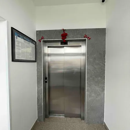 Savanovic Sa Garazom Apartamento