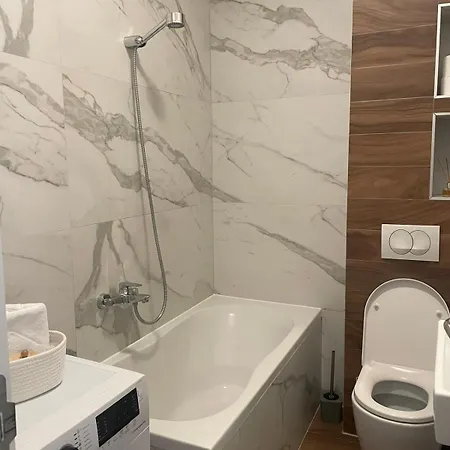 Savanovic Sa Garazom Appartement
